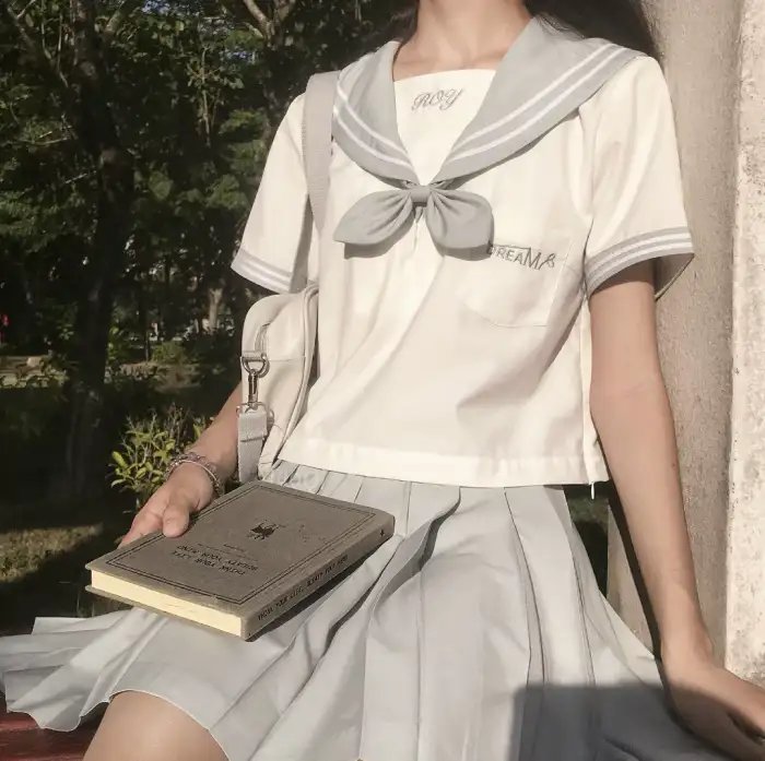 海角上的兄妹